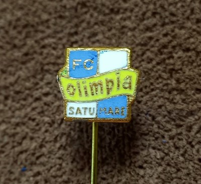 Insigna fotbal - FC &amp;quot;OLIMPIA&amp;quot; SATU MARE (varianta 3) foto