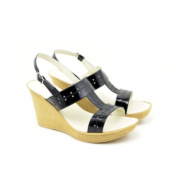 Oferta marimea 37 - Sandale dama negre din piele naturala, cu platforme de 7 cm - LS46N2LAC