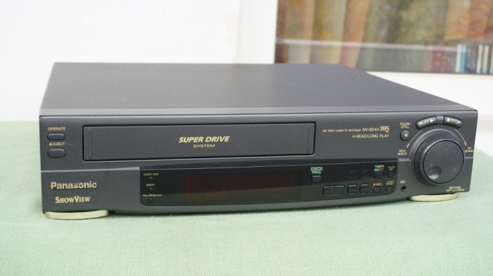 Video recorder VHS Panasonic model NV-SD45