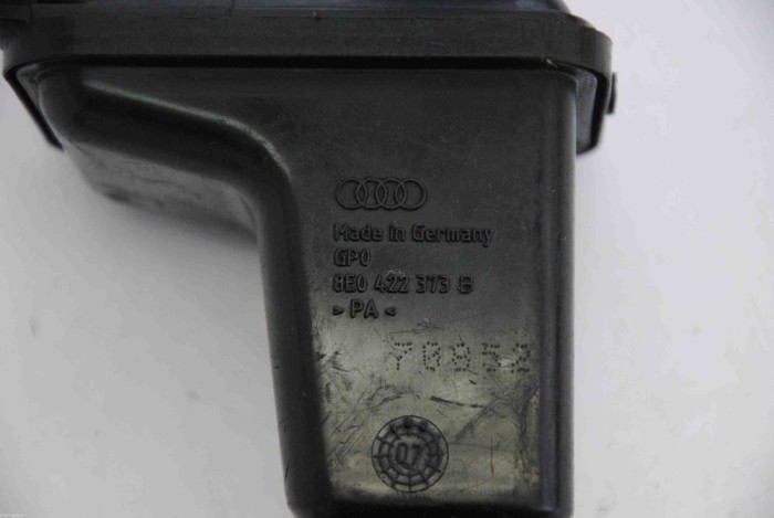 Rezervor pompa servodirecție AUDI A4 8EC, B7 2007 OEM: 8E0422373B