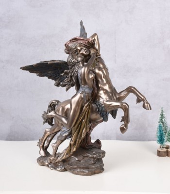 Statueta cu un centaur WU73527A4 foto