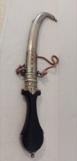 Pumnal Hanger vintage otoman dupa 1860 poate si mai vechi, deosebit de frumos, din alama si aplicatii din metal argintat,