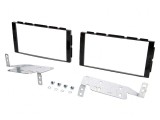 Cadru radio Nissan 2 DIN negru lucios