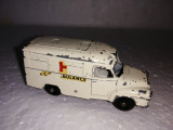 Bnk jc Matchbox 14c Bedford Lomas Ambulance