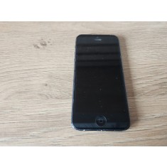 Telefon iPhone 5 negru model A1429 folosit impecabil