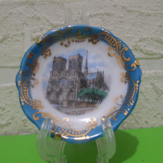 Miniatura din portelan LIMOGES Porcelaine d' Art NOTRE DAME , Paris , France