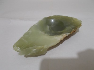 SCRUMIERA vintage lucrata manual din ONIX natural , onyx foto