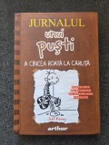 JURNALUL UNUI PUSTI. A CINCEA ROATA LA CARUTA - Jeff Kinney (vol. 7)
