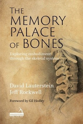 The Memory Palace of Bones: Exploring Embodiment Through the Skeletal System foto