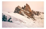 Tablou Canvas, "Munți &icirc;nzăpeziți sub apus rozaliu", Pictură, Frumusețe, Măreție, Munți, Ninsoare, Majestuos, Peisaj, Tranquilitate, Splendoare, Natură