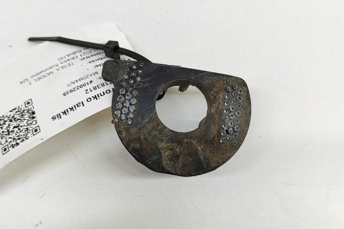 Suport senzor de parcare TESLA MODEL 3 2021 OEM: 1088447-00-A 27183812