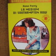 Anne Perry - La medium di Southhampton Row (in limba italiana)