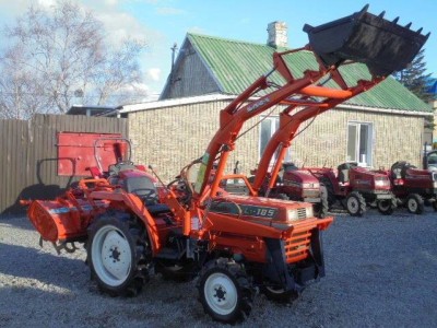 Tractor KUBOTA L1-185 foto