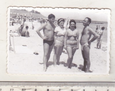 bnk foto Eforie Sud - Pe plaja - anii 70 foto
