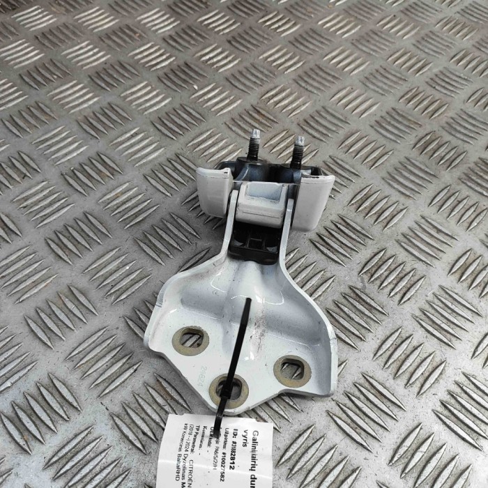 Balama ușă st&acirc;nga spate CITRO&Euml;N JUMPY III Van 2024 OEM: 9820032180 31882812