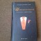 Un gentleman in strainatate - John Bridges, Bryan Curtis