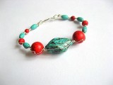 Bratara pietre turcoaz si howlite rosu, bratara femei handmade 21873
