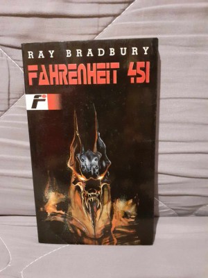 FAHRENHEIT 451-RAY BRADBURY (ROMANA) foto
