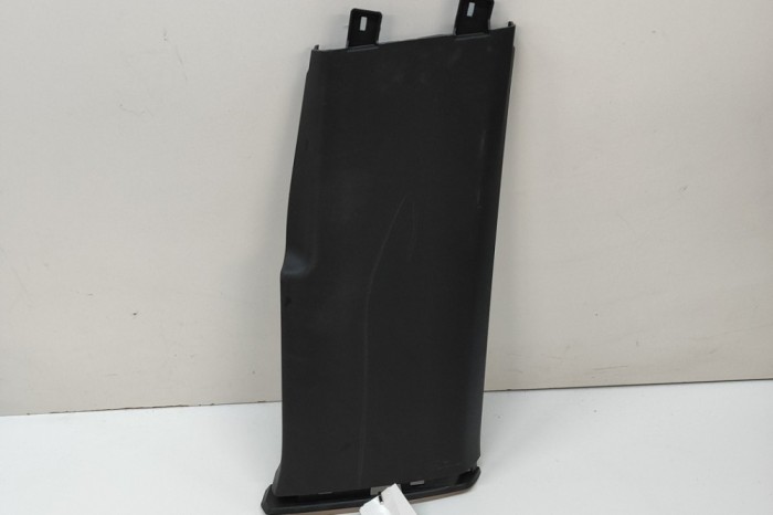 Ornament st&acirc;lp B dreapta AUDI Q4 SUV F4B 2023 OEM: 11A867292B 28639026