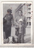 Bnk foto Ploiesti - 1981 - Vedere inspre Magazinul Mercur dinspre parc, Alb-Negru, Romania de la 1950, Cladiri