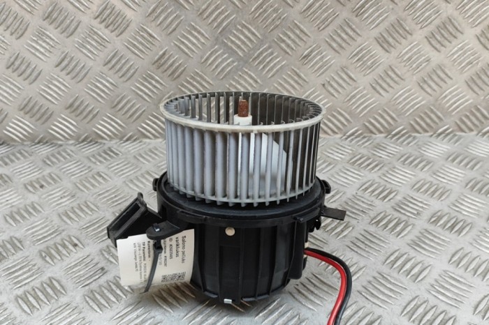 Ventilator aeroterma PORSCHE MACAN 95B 2014 OEM: 8T1820021 26835405