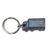 Breloc personalizat metalic in forma de TIR. camion gravat Ai grija cum conduci. am nevoide de tine