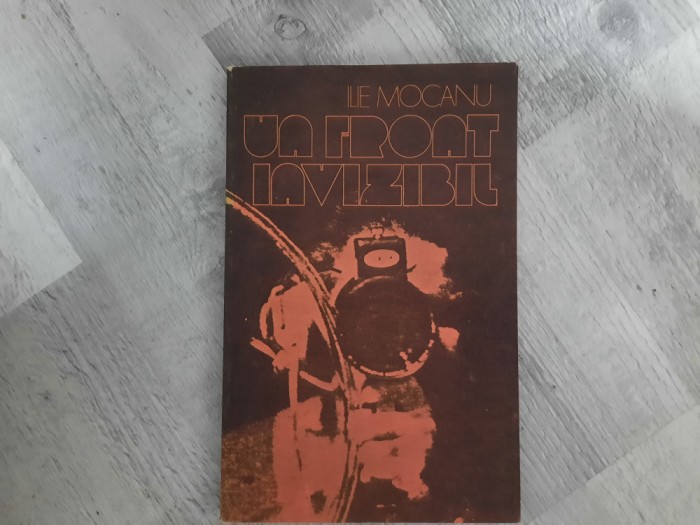 Un front invizibil de Ilie Mocanu