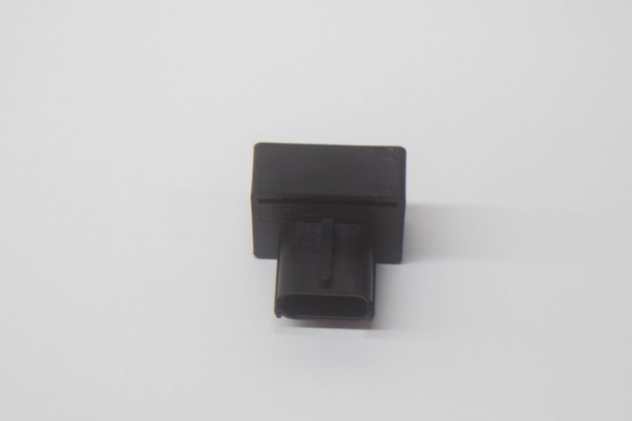 Senzor de accelerație MASERATI QUATTROPORTE VI 2014 OEM: 670005813,002455000115 13349829
