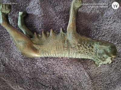 lupoaica romana ,piesa fonta ,circa 25 cm lungime foto