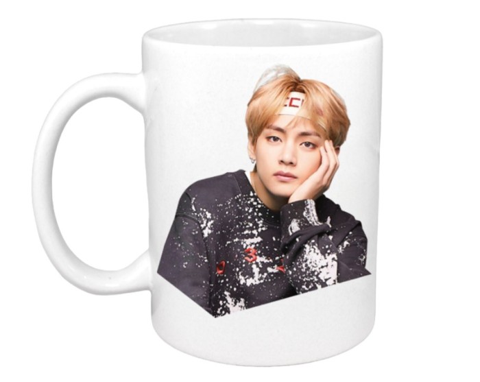 Cana alba personalizata BTS Kpop V Singer, INOVATIX&reg;. 330 ml