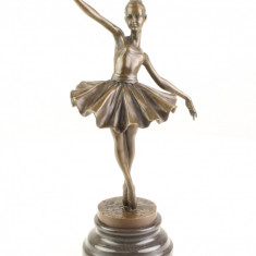 Balerina - statueta din bronz pictat pe soclu din marmura FA-87