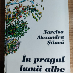 Narcisa Alexandra Stiuca - In pragul lumii albe (2001) - traditii