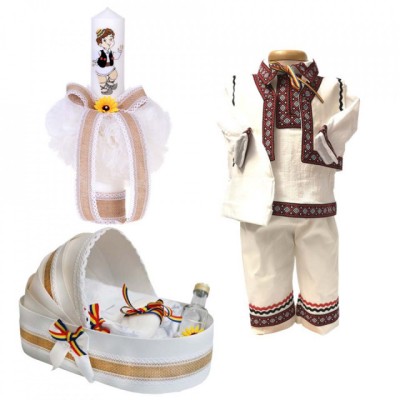 Set botez popular baietel, trusou botez landou, lumanare si costum national foto