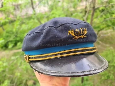 Sapca elev pionier perioada comunista 2 foto