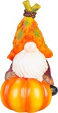 Decoratiune pitic pe dovleac MagicHome Nature, polyresin, 10x11,5x18,5 cm