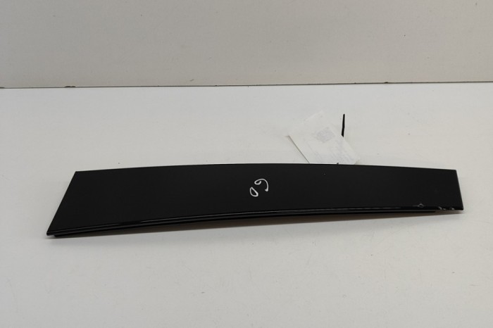 Ornament vertical ușă dreapta spate VOLVO XC90 II 2024 OEM: 31688694 28972110
