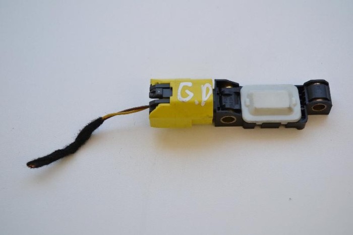 VW TOUAREG 7LA, 7L6, 7L7 2006 OEM: 4B0959643E SKU: 1921706