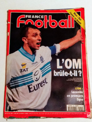 Revista fotbal - &amp;quot;FRANCE FOOTBALL&amp;quot; (05.11.1996) foto