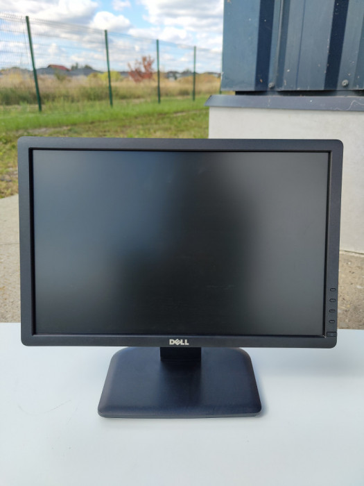 Dell E1913C 19 Inch LCD VGA DVI Widescreen Monitor Base/Stand Included 038Y24