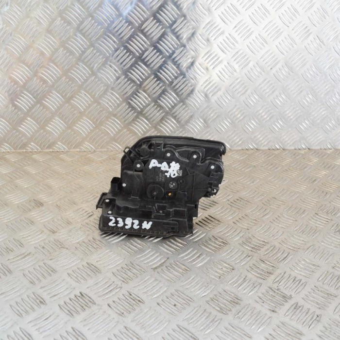&Icirc;ncuietoare ușă dreapta față BMW X1 F48 2015 OEM: 7281934 4042238