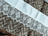 Draperie vintage cu dantelă lucrată manual