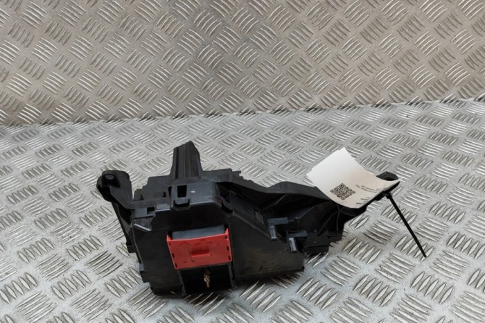 Modul panou de siguranțe MERCEDES-BENZ EQC 2022 OEM: A2135403939 27518181