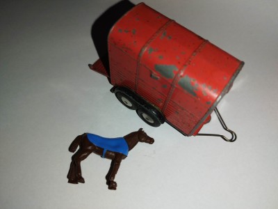 bnk jc Corgi 102 Rices Pony Trailer foto