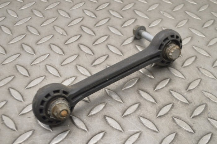 Bieleta stabilizatoare dreapta față AUDI A4 8W2, B9 2018 OEM: 8K0411317D 15079284