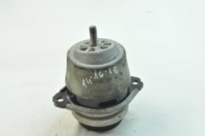 Suport motor dreapta VW TOUAREG 7LA, 7L6, 7L7 2008 OEM: 7L8199131A | 11698687 foto