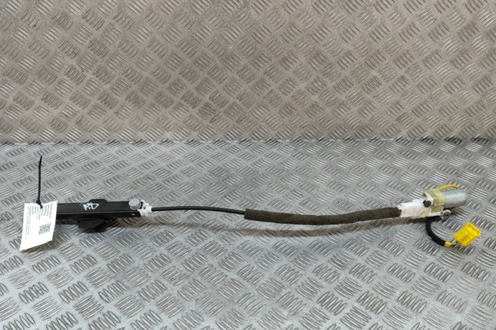 Reglaj &icirc;nălțime centura dreapta față PORSCHE CAYENNE 9PA 2004 OEM: 4D0857833,4D0.857.833 28931722