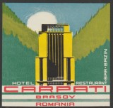 Romania anii 60 - Vigneta de bagaje Hotel Carpati (tip 2) din Brasov, ONT Carpati, eticheta hoteliera, promovare turistica