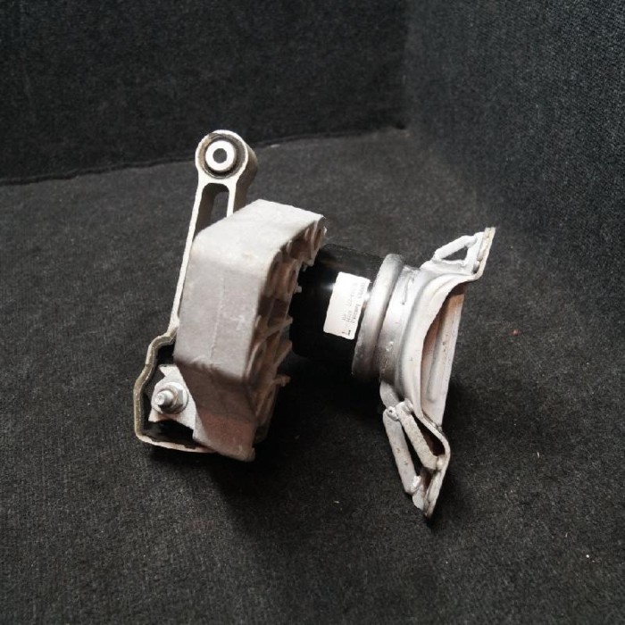 Suport motor dreapta LAND ROVER RANGE ROVER EVOQUE L538 2014 OEM: BJ32-6F012-AB 2275280