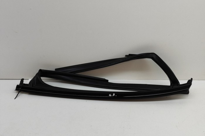 Bandou superior ușă dreapta spate AUDI A3 Limousine 8YS 2022 OEM: 8Y5839432A 24600083