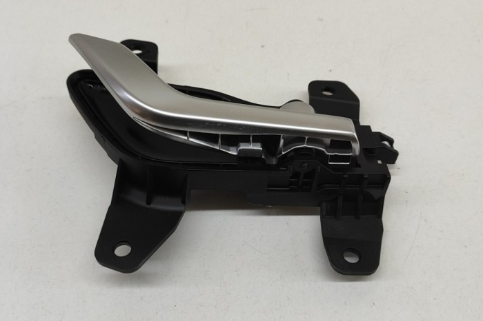 M&acirc;ner de deschidere interior dreapta spate KIA EV6 CV 2023 OEM: 82620-CV000 27523029